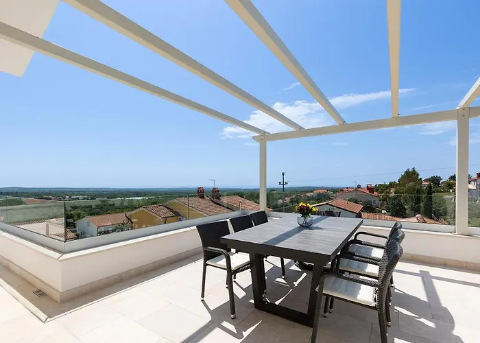 Villa Carimelli Kaštelir