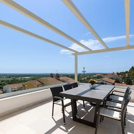 빌라 Carimelli Kaštelir