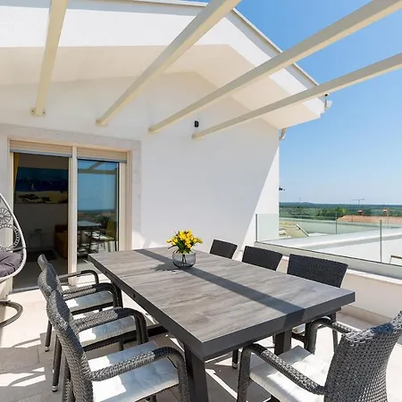 Carimelli * Kaštelir