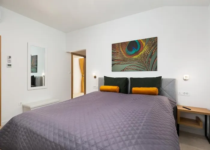 Carimelli * Kaštelir